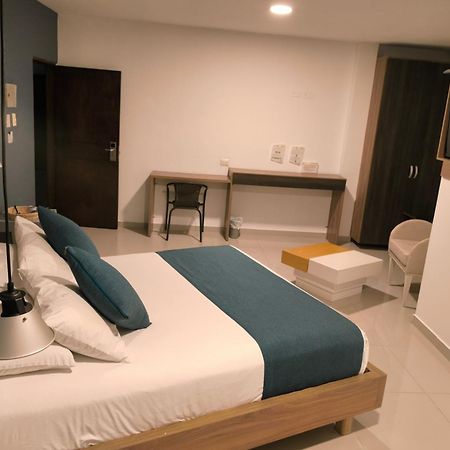 Hotel Quarta Avenida Montería Esterno foto