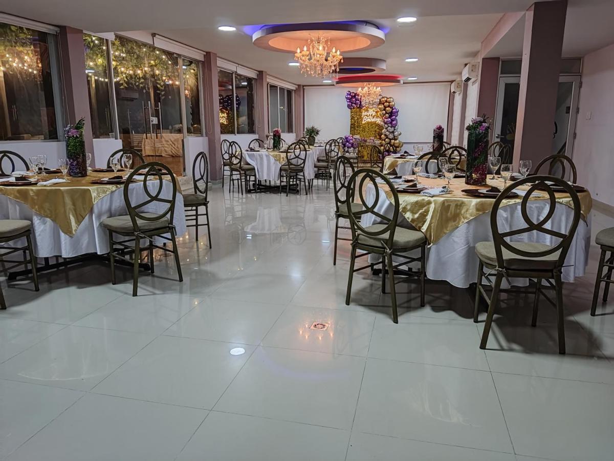 Hotel Quarta Avenida Montería Esterno foto