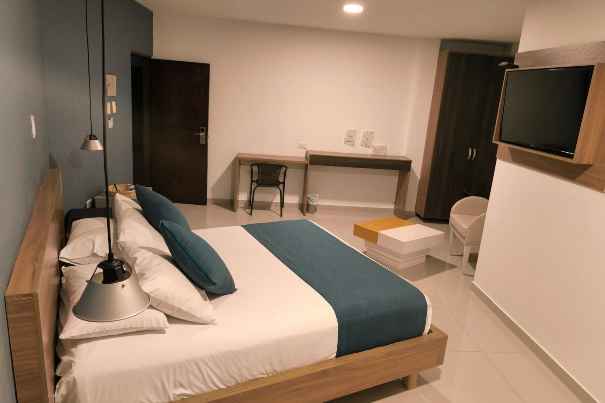 Hotel Quarta Avenida Montería Esterno foto