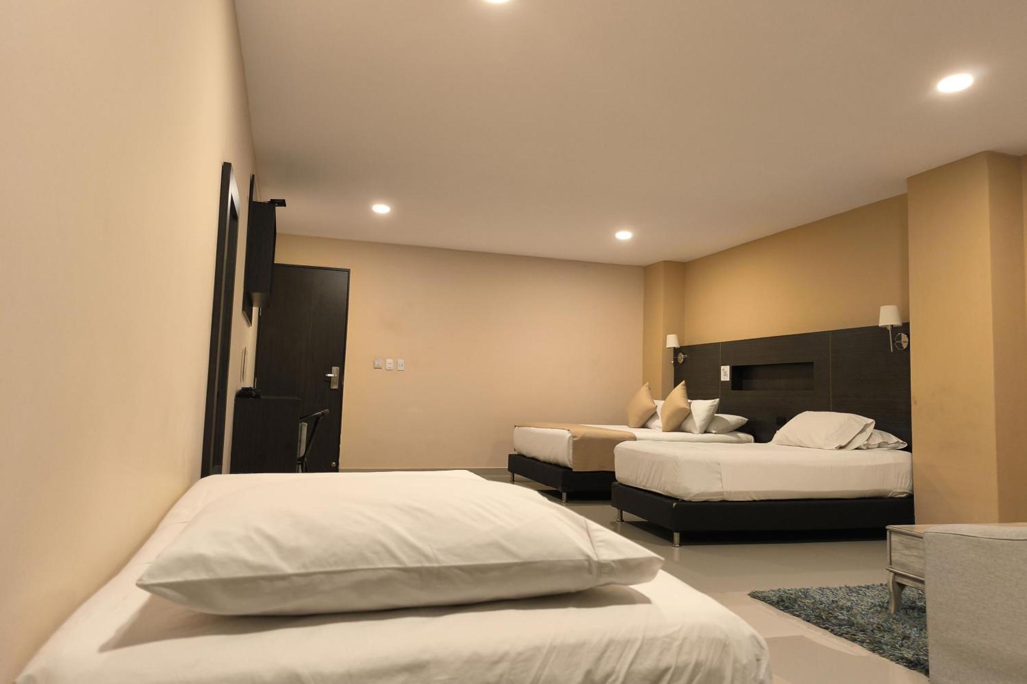 Hotel Quarta Avenida Montería Esterno foto